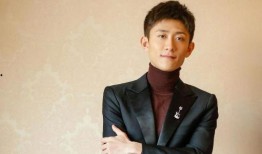 张一山恋情爆料最新消息,神秘女友身份曝光，恋情细节引热议